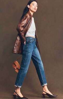 FRAME The Borrowed Straight Leg Jeans in Dark Wash Size 29. Relaxed fit.